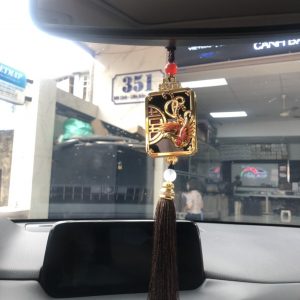 Khánh đá họa tiết phượng treo ô tô