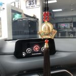 Khánh đá họa tiết thuyền treo ô tô