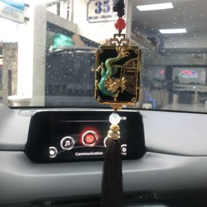 Khánh đá họa tiết rồng treo ô tô