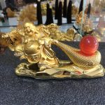 Tượng ông di lac hòn ngọc